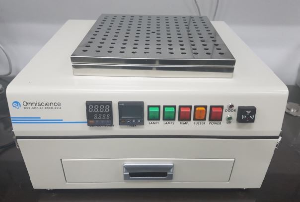 UV-ozone cleaner