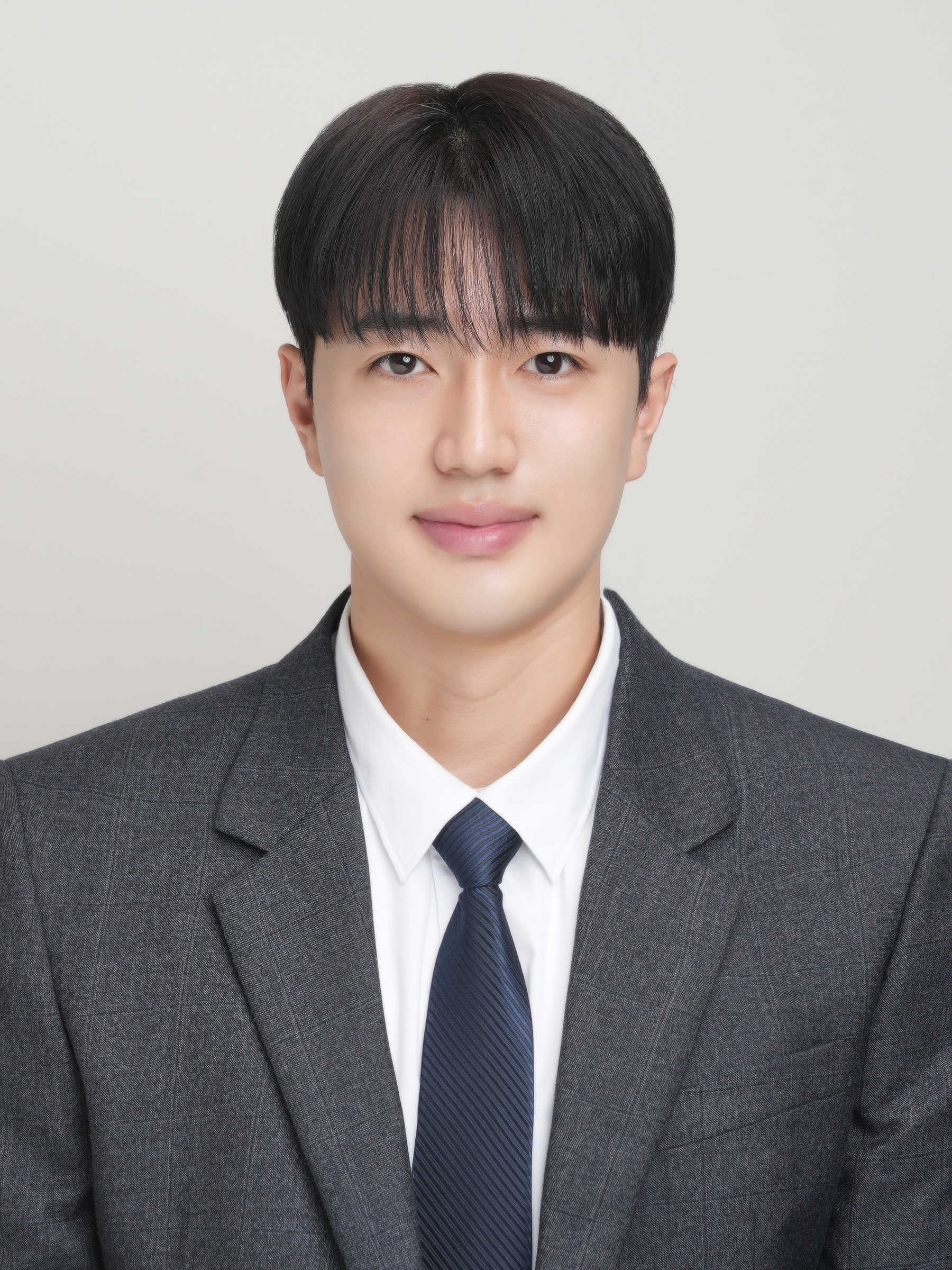 Sung-Min Cho